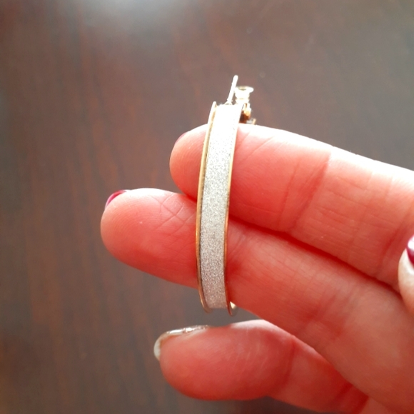 Gold sparkle hoop earrings 🌟 - Picture 2 of 3